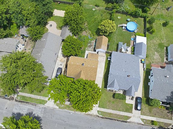 2nd image of 644 S Green St