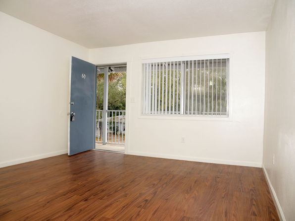 201 College Blvd E UNIT 11