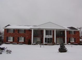 23321 Kelly Rd APT 5, Eastpointe, MI 48021