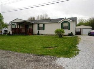 5138 Ford St NE, Louisville, OH 44641