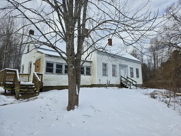 86 Muskrat Farm Road, Stockton Springs, ME 04981