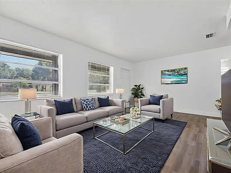 3034 Touraine Ave — Photo 13