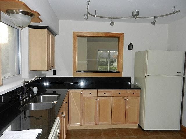 1st image of 2720 Hazelwood Ave