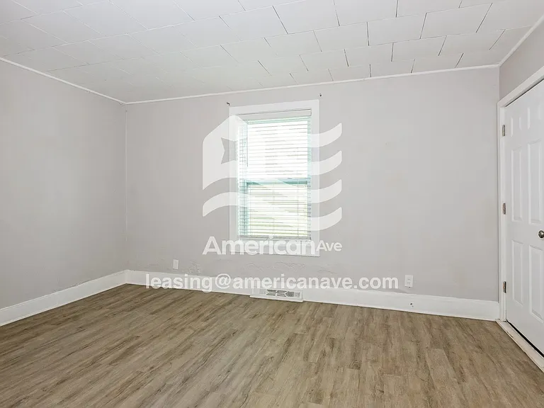 570942_010_main_bedroom_12723479.jpg