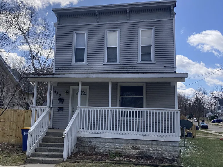 538 Spencer St NE #1 — Photo 1