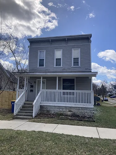 538 Spencer St NE #1 Photo 1