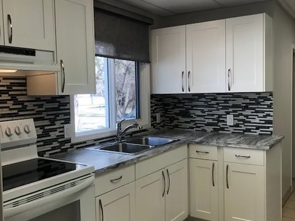 10008 114th St NW #10008, Edmonton, AB T5K 1R2