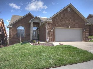 340 Rivers Edge Dr, Richmond, KY 40475