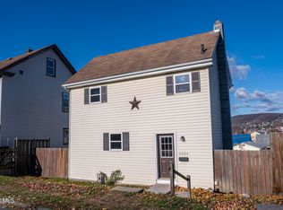 2004 3rd Ave, Altoona, PA 16602