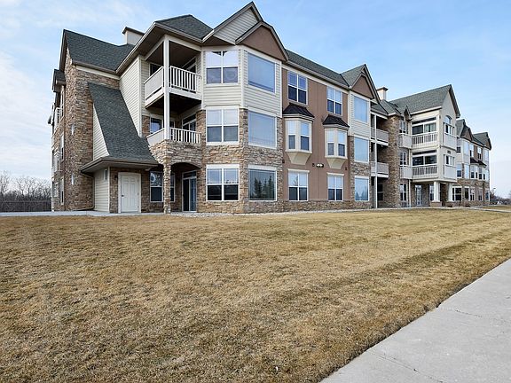 2nd image of 6955 S Riverwood Blvd Unit 101