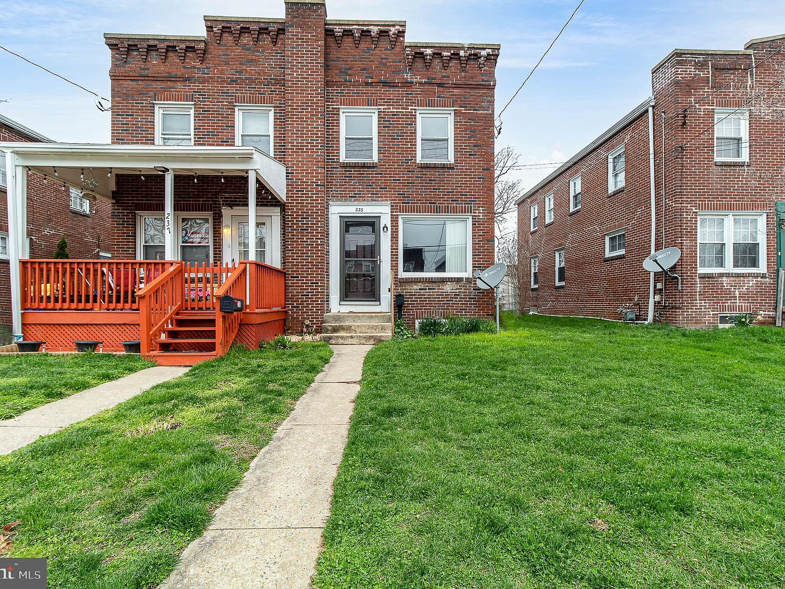 235 Locust St, New Holland, PA 17557 Zillow