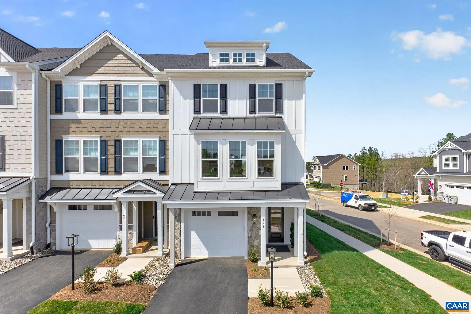 26 Talen Ln photo 1