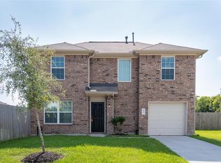 672 Fallow Ln, Alvin, TX 77511