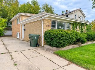 15109 Irving Ave, Dolton, IL 60419