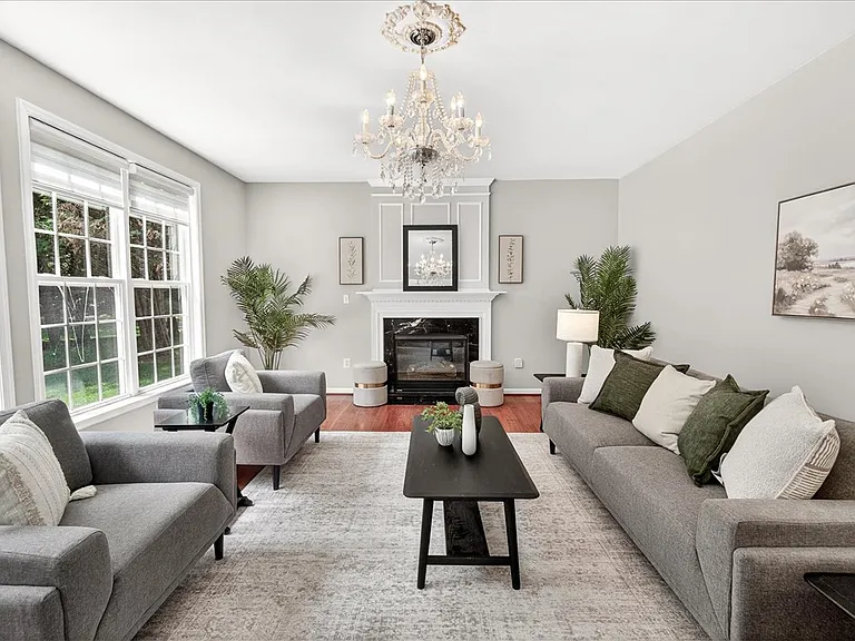 9938 Timberknoll Ln — Photo 17