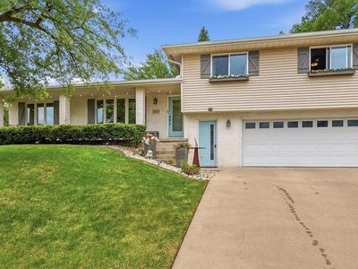 3025 Country Cove Ct, Dubuque, IA, 52001