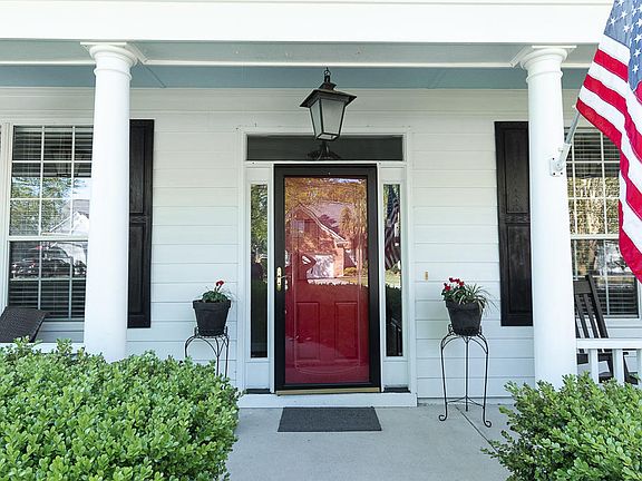3rd image of 1099 Black Rush Cir
