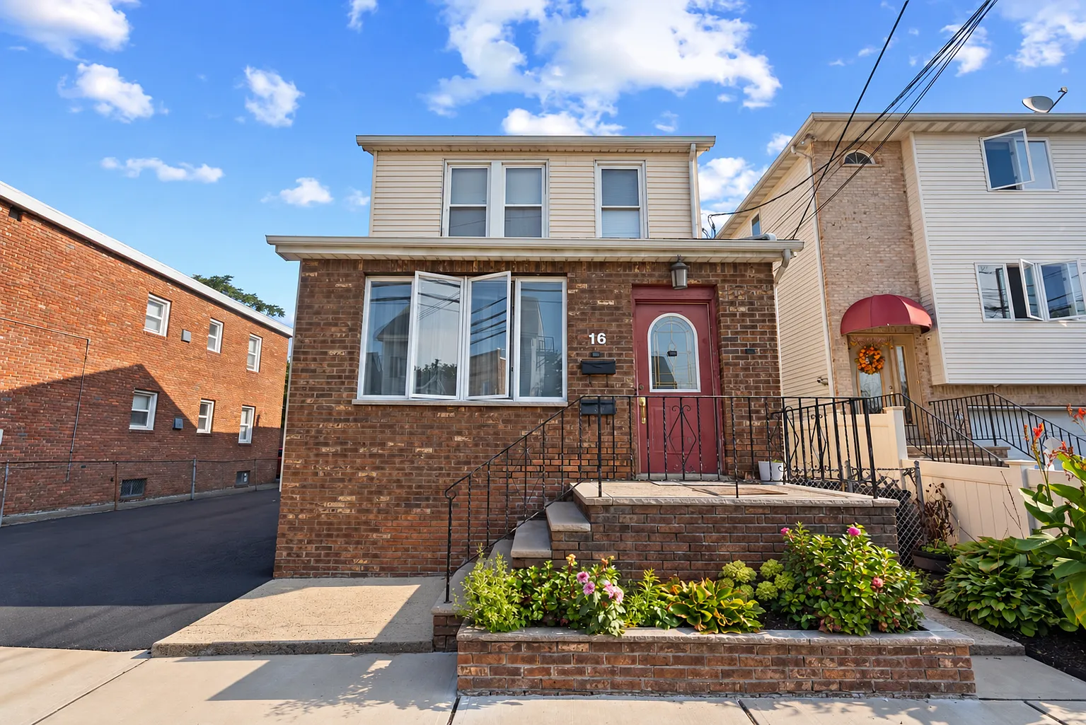 2 bed, $2,650 — Photo 3