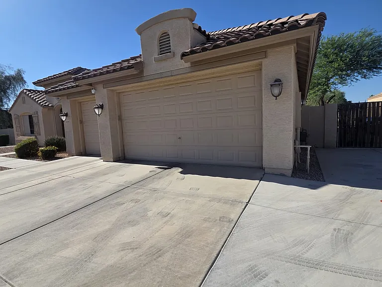 5204 W Pedro Ln — Photo 2