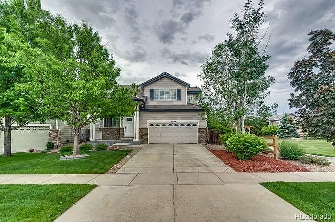 Beautiful Lot that back and sides to community park