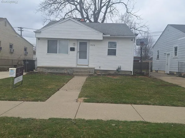 7972 Hipp St, Taylor, MI 48180
