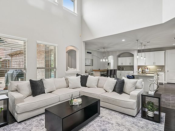 5th image of 12819 Ridge Spring Dr