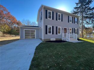 90 Pine Hill Ave, Johnston, RI 02919