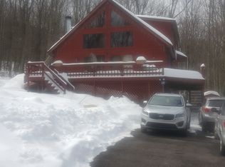 105 Buck Ridge Dr, Drums, PA 18222