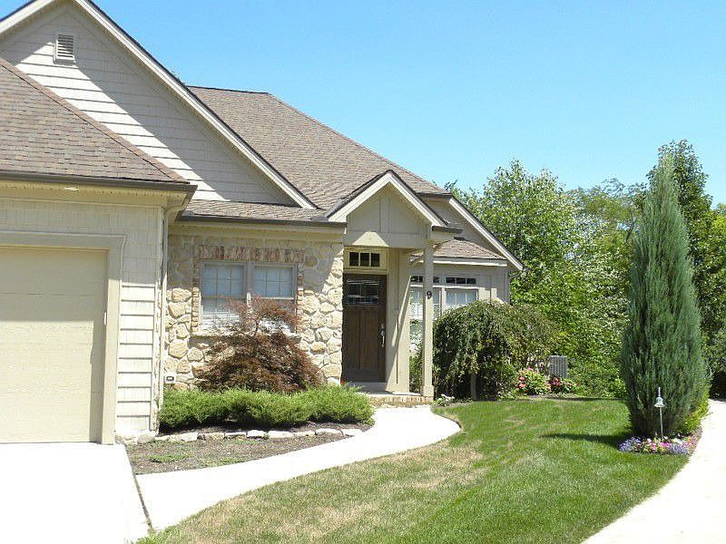 1st image of 9 River Side Dr