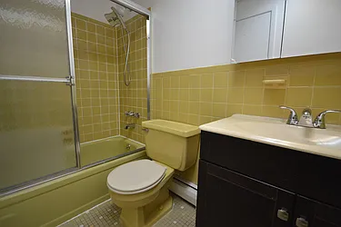 Rented by Silverstein Collection LLC 