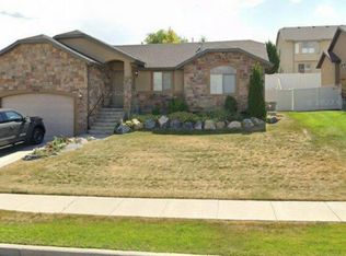 7054 S Sorrento Way, West Jordan, UT 84081