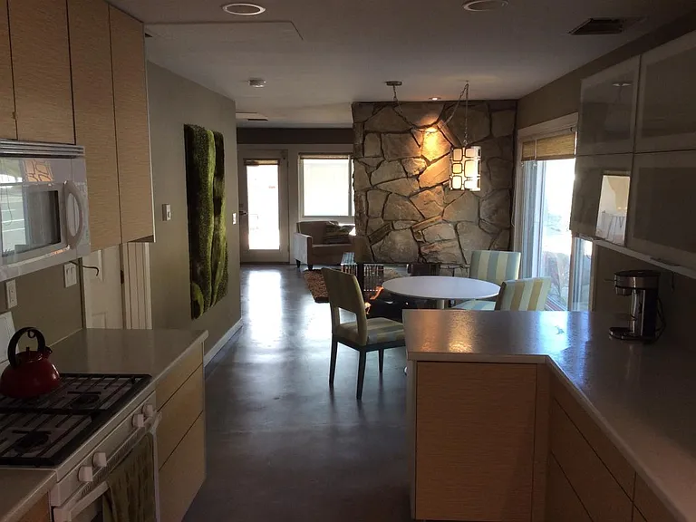 2713 Harbor Blvd #A — Photo 10