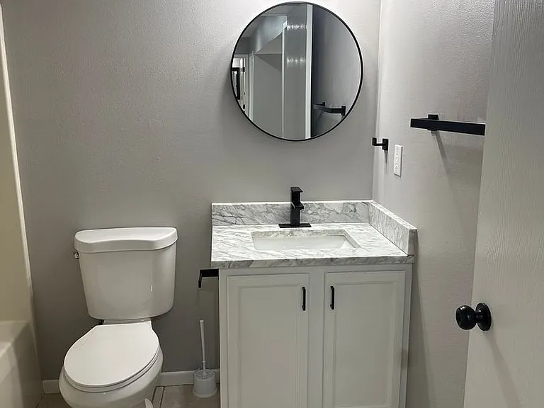 1051 Minns Dr — Photo 10