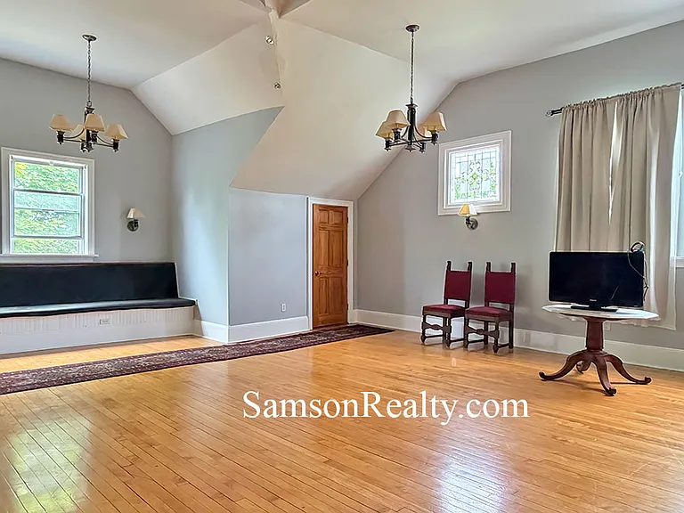 14 Bartlett Ave #2 — Photo 13
