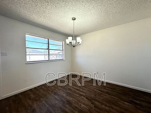 4th image of 4506 Itasca St