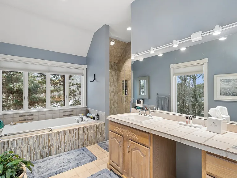 146 Hills Station Rd — Photo 36