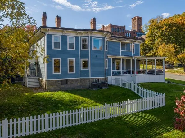 178 Pine St, Corning, NY 14830