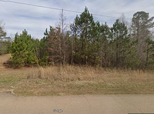 912 Golf Course Rd, Tallapoosa, GA 30176