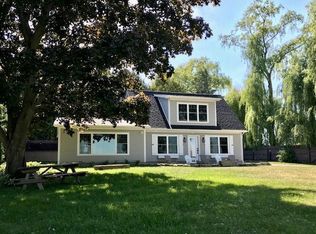 818 Point Au Roche Rd, Plattsburgh, NY 12901