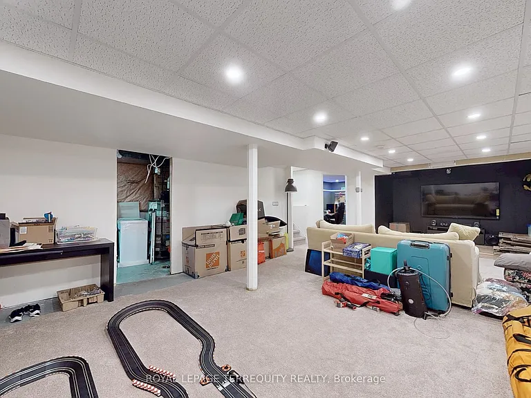 65 Lorridge St — Photo 41