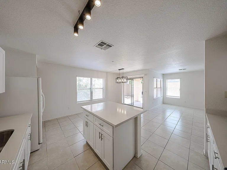 7500 E Deer Valley Rd #89 — Photo 17