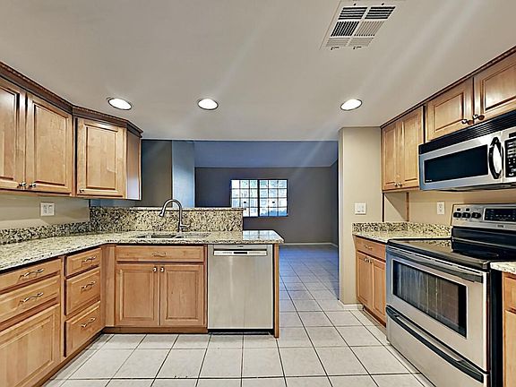 2nd image of 2020 W Union Hills Dr Unit 124