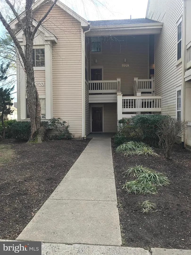 3 bed, 1266 sqft, $3,000 — Photo 2