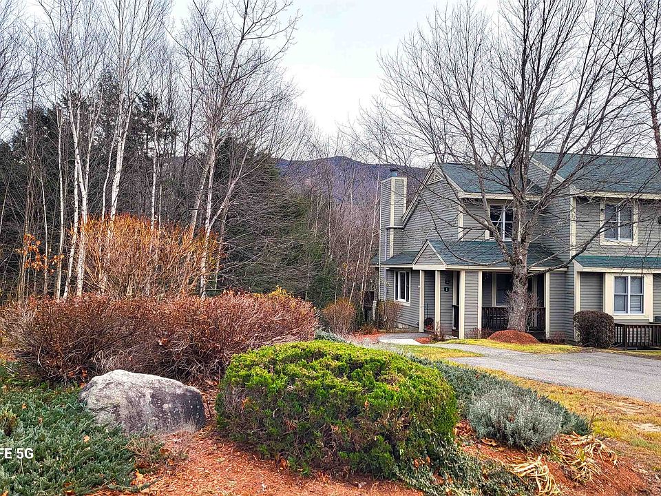 1st image of 10 Woodsview Lane #1