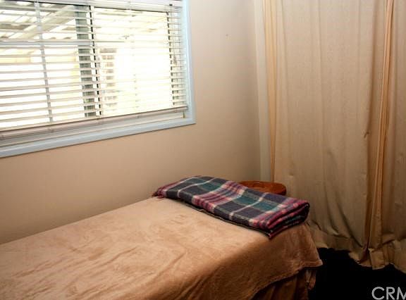 4th image of 1133 N Garsden Ave