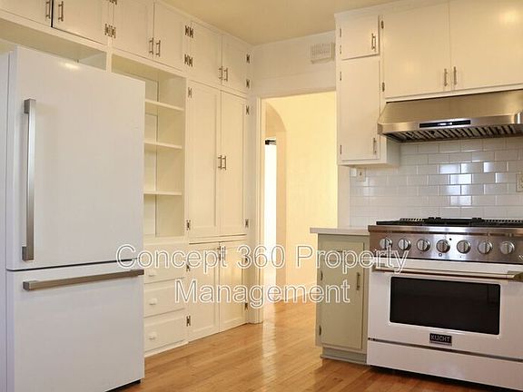 5th image of 4727 E Colorado St Unit B