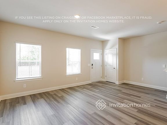 4th image of 208 River Rock Dr