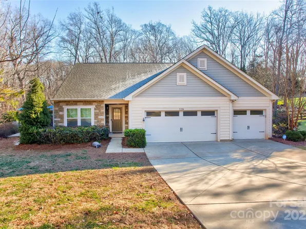 7324 Friar Tuck Ln, Mint Hill, NC 28227