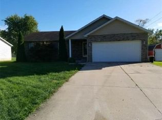 110 N Elm St, Bethalto, IL 62010