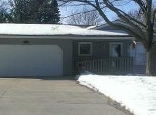 502 S Lapham St, Oconomowoc, WI 53066